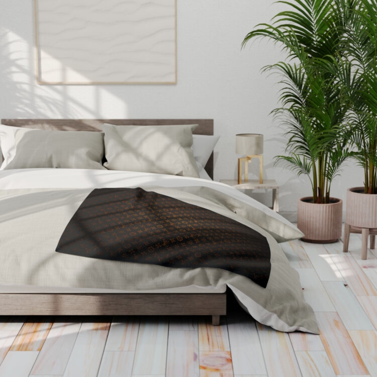 Arctic Fleece Blanket - Image 5
