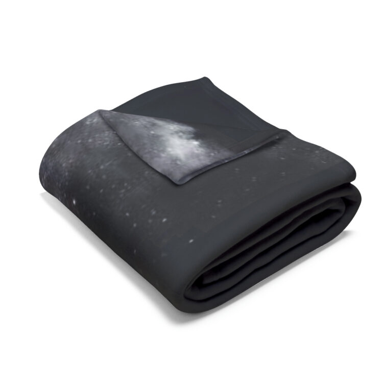 Arctic Fleece Blanket - Image 4