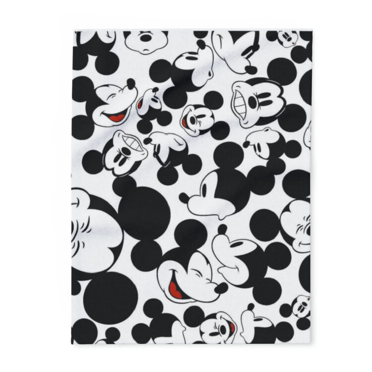 Arctic Fleece Blanket - Image 2