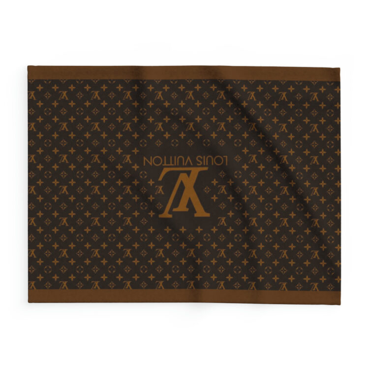 Arctic Fleece Blanket - Image 3