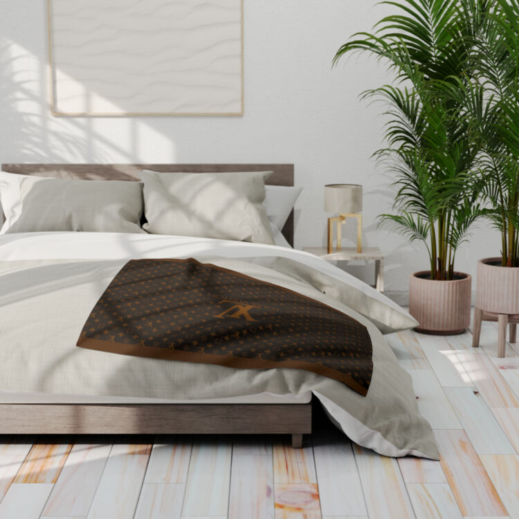 Arctic Fleece Blanket - Image 5