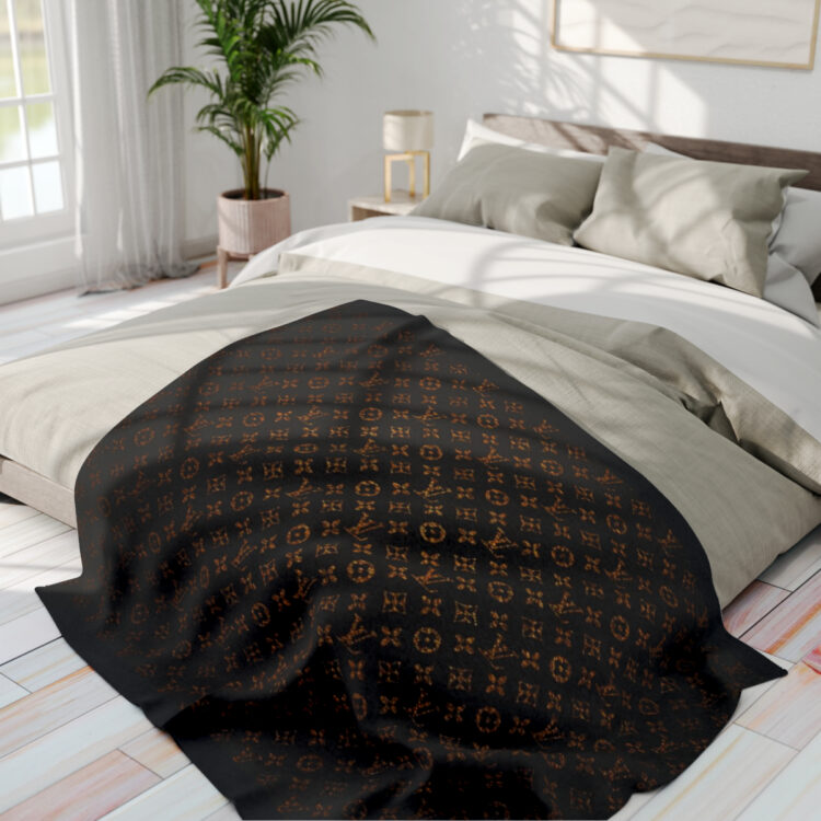 Arctic Fleece Blanket - Image 12