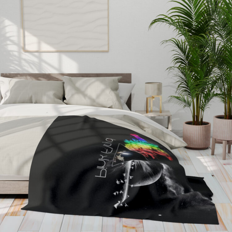 Arctic Fleece Blanket - Image 11