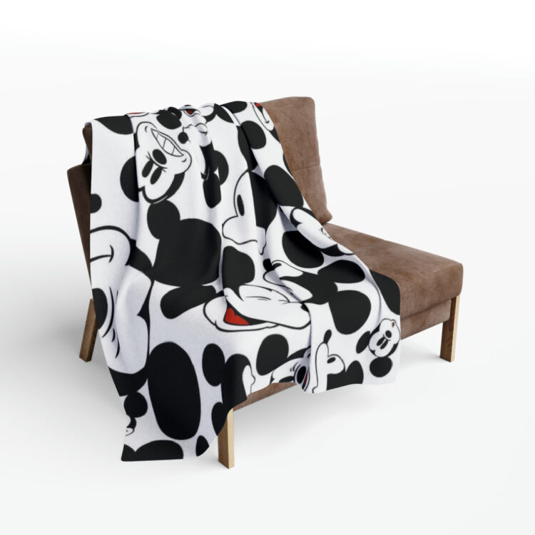 Arctic Fleece Blanket - Image 10