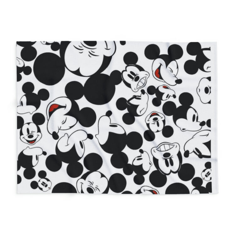 Arctic Fleece Blanket - Image 14