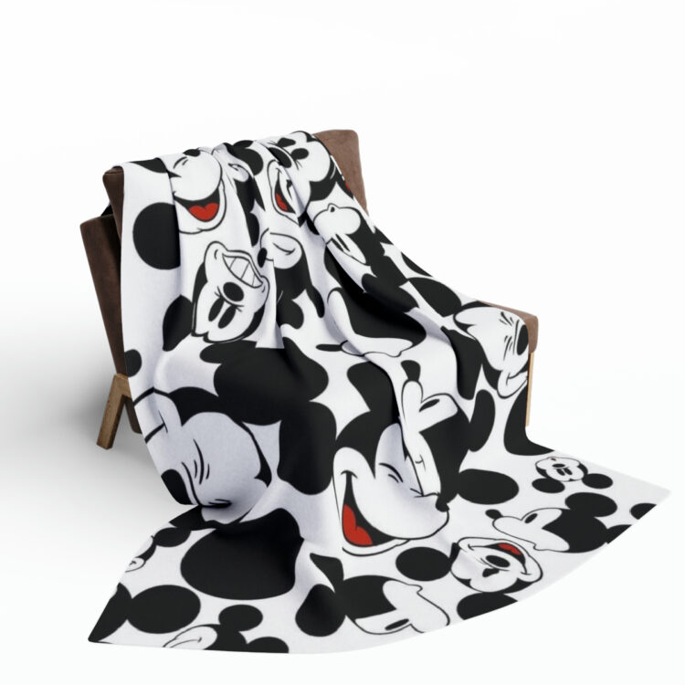Arctic Fleece Blanket - Image 16