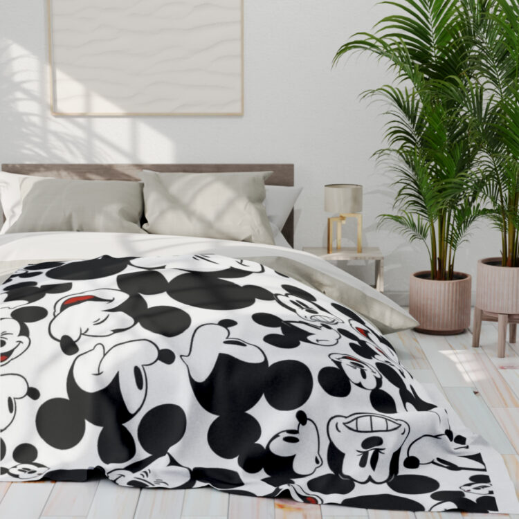 Arctic Fleece Blanket - Image 17