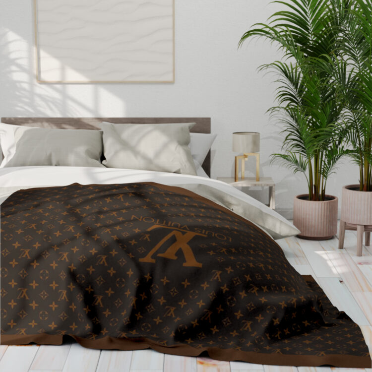 Arctic Fleece Blanket - Image 17